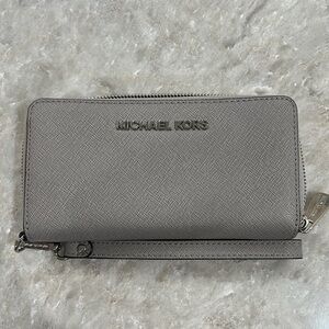 Michael Kors Wristlet Wallet. Gray